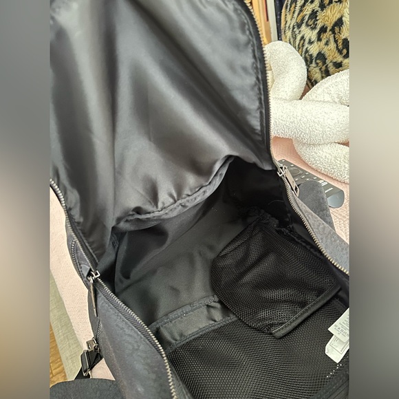 Lululemon backpack - Picture 9 of 9
